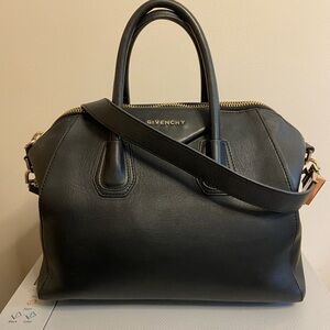 ❤️❤️❤️Authentic Givenchy Antigona
